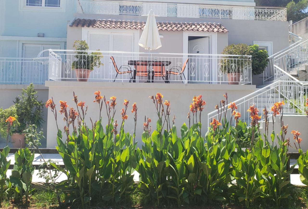 Malibu Studios & Apartments Lassi  Exterior photo