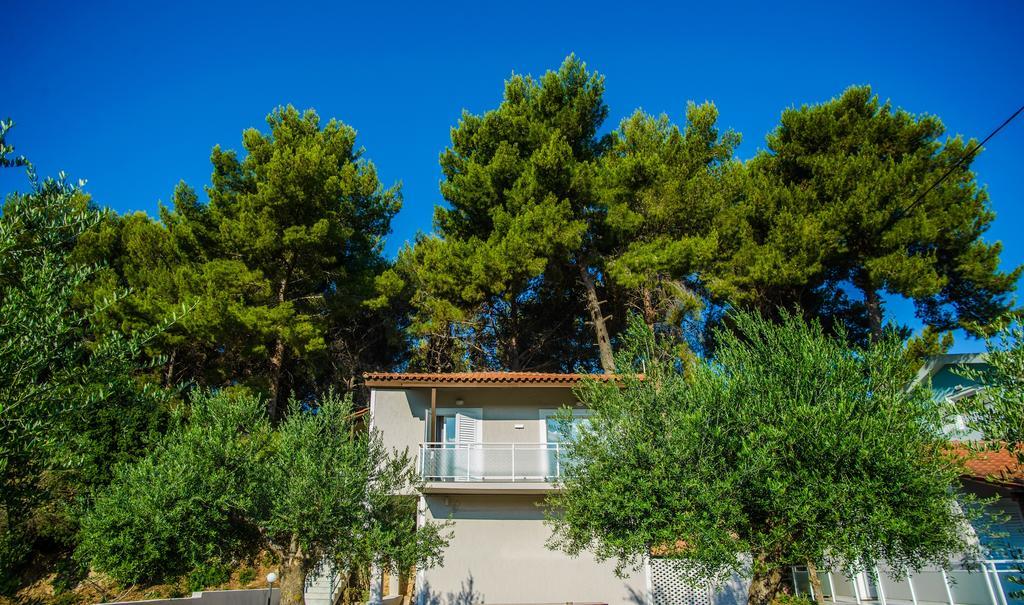 Malibu Studios & Apartments Lassi  Exterior photo